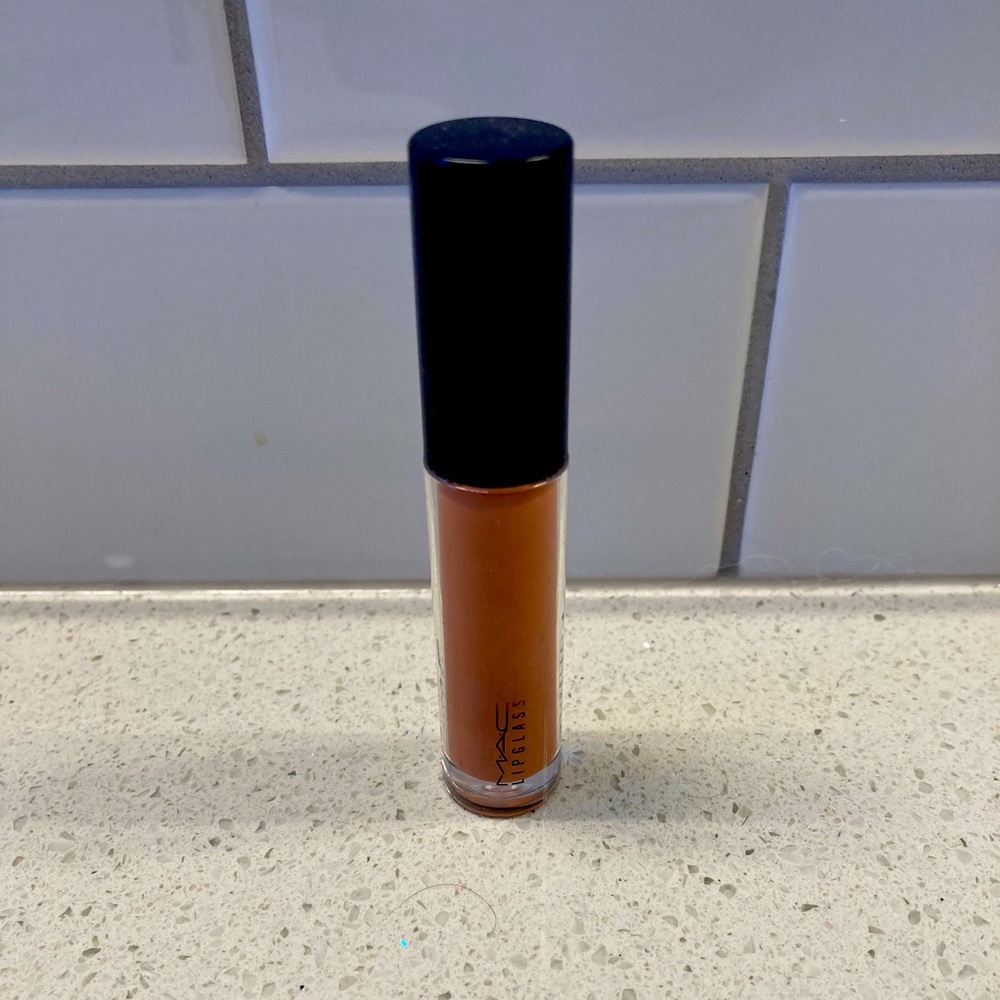MAC Lipglass Lipstick